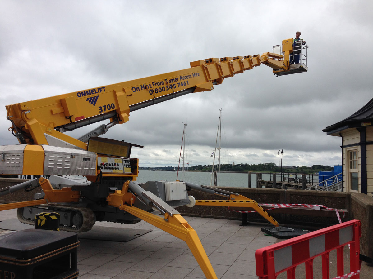 Tracked Access Platform Hire - London, UK