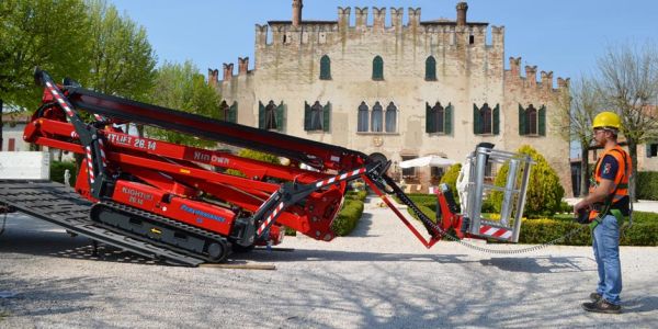 Tracked Access Platform Hire - London, UK