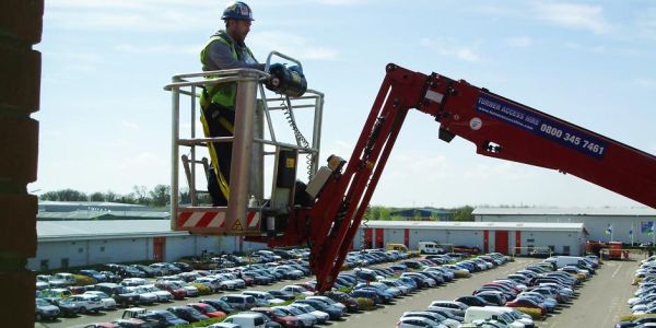 Tracked Access Platform Hire - London, UK